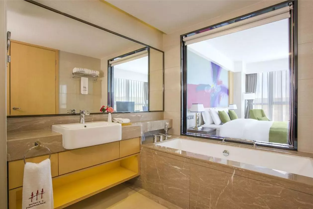 PREFRENCE_SHABAVIZ (17).jpg